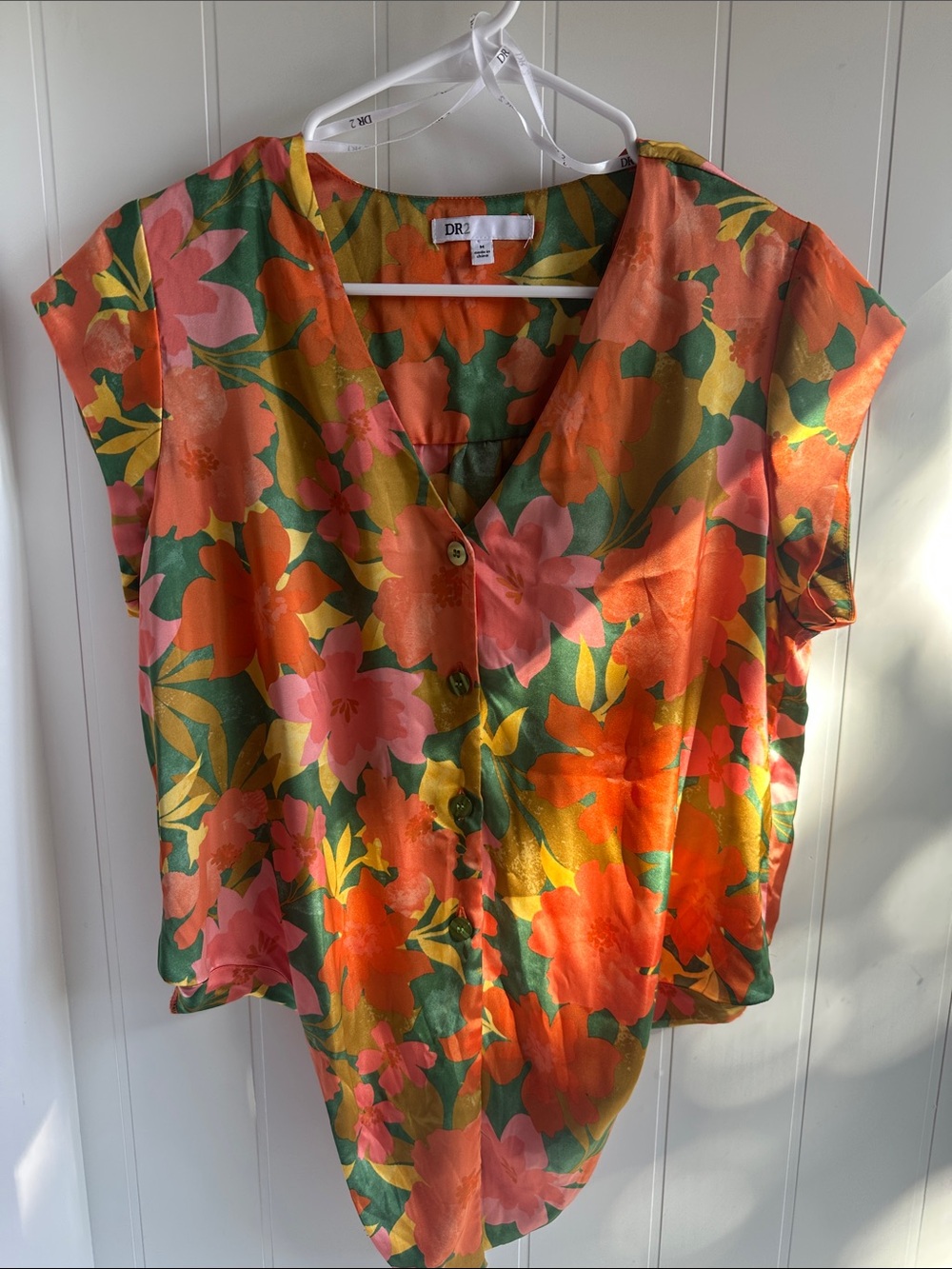 DR2 Orange & Pink Floral Button-Front V-Neck Blouse